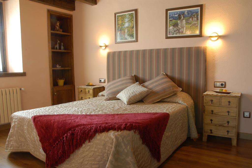 Mas Mallol Puigcerdà Room photo